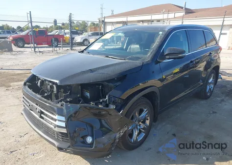 2018 Toyota Highlander Limited Platinum z USA, uszkodzony, nr VIN 5TDDZRFH7JS498107